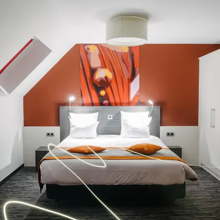 Hotel Orange