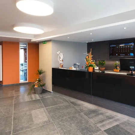 Hotel Orange 3*