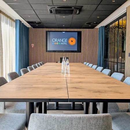 Orange 3* La Louvière