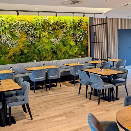 Hotel Orange 3*