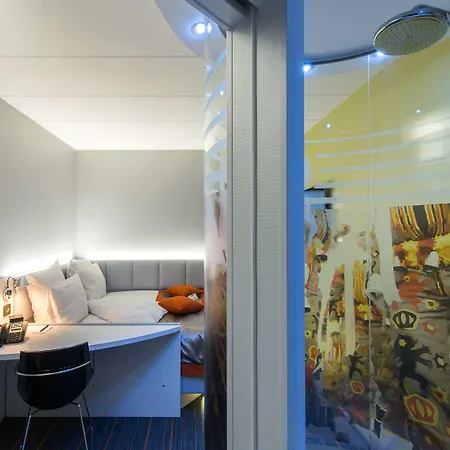 Hotell Orange 3*