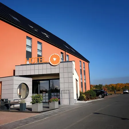 Orange ホテル