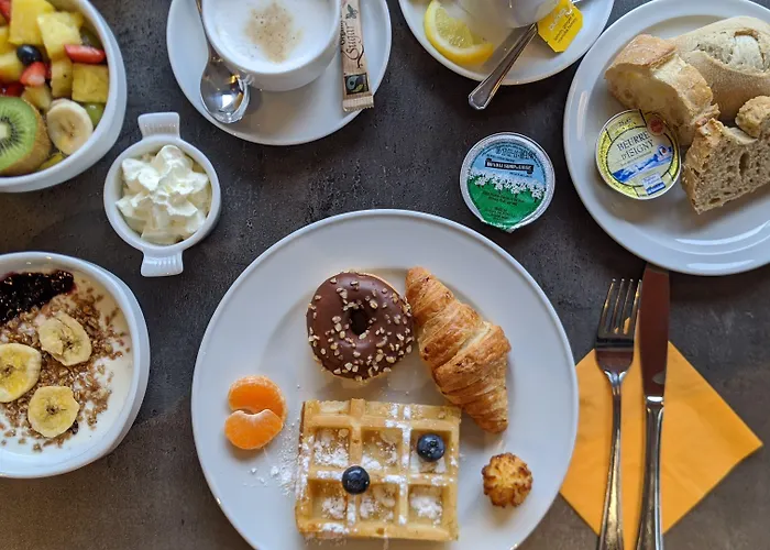 Orange Ξενοδοχείο La Louvière